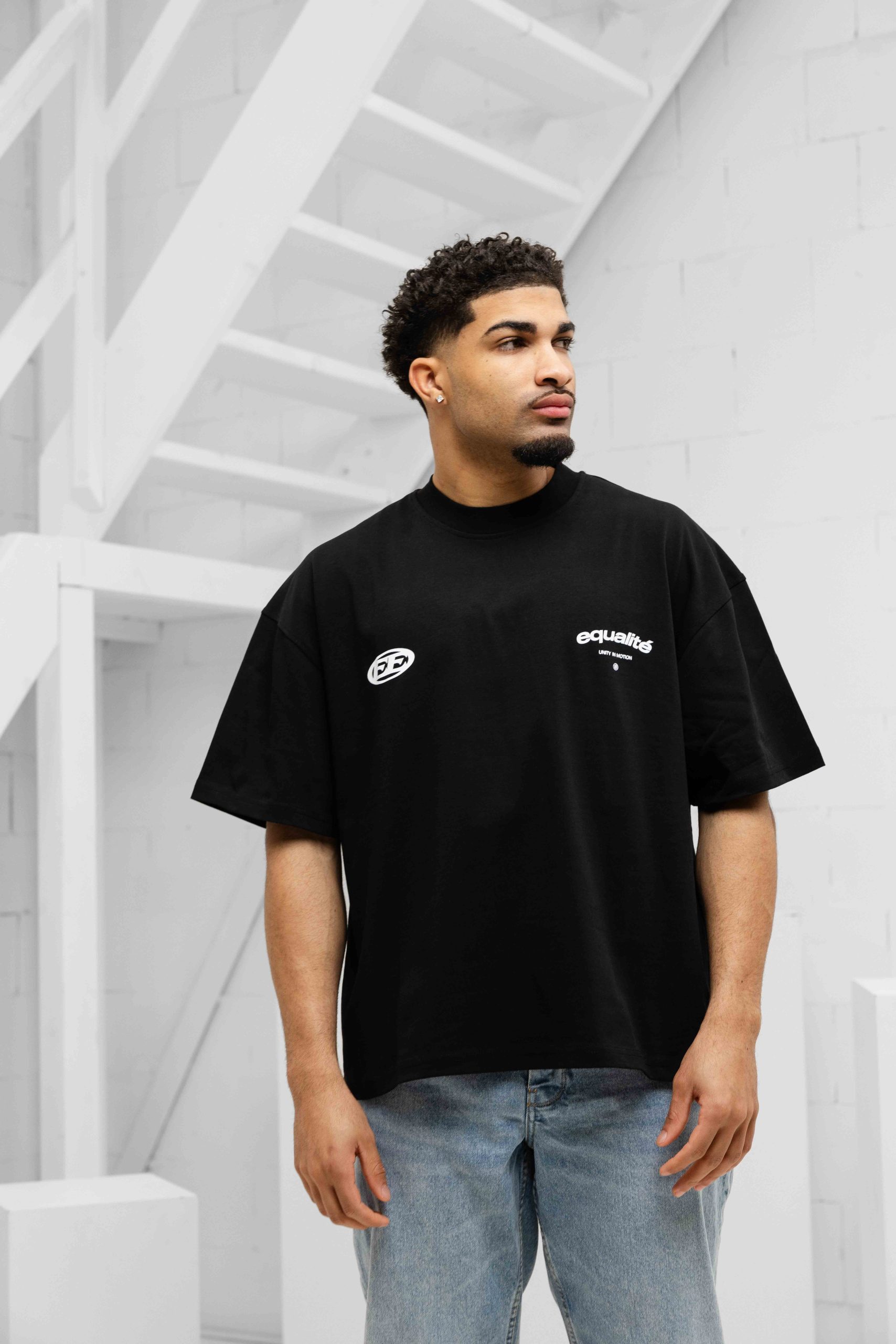 Equalité Stay Equal Boxy T-Shirt Zwart