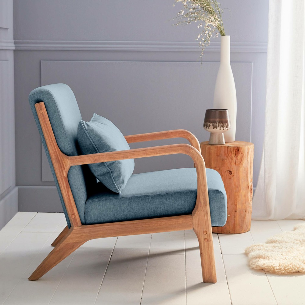 Fauteuil design en bois et tissu. 1 place droit fixe. Pieds compas scandinave. Assise confortable. Structure en bois solide. Bleu