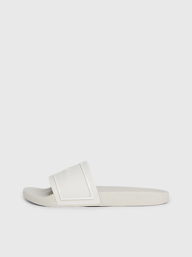 Chinelo com logotipo