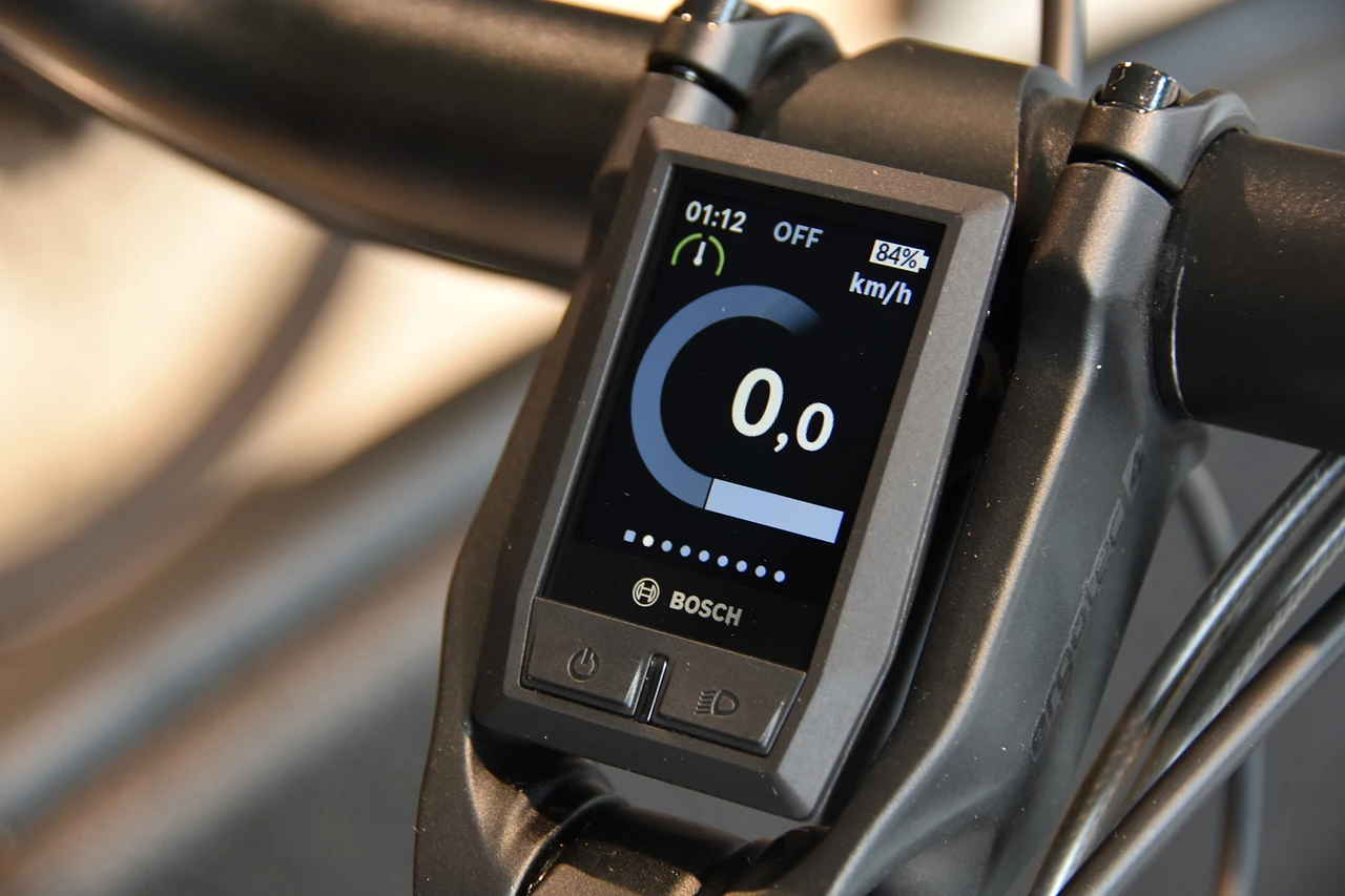 Urban Arrow Family Active Plus Connected 2025