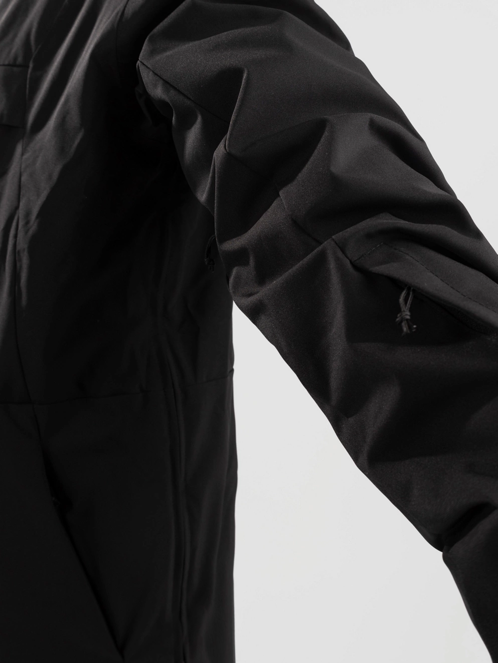 Oakley TNP TBT Insulated Anorak blackout