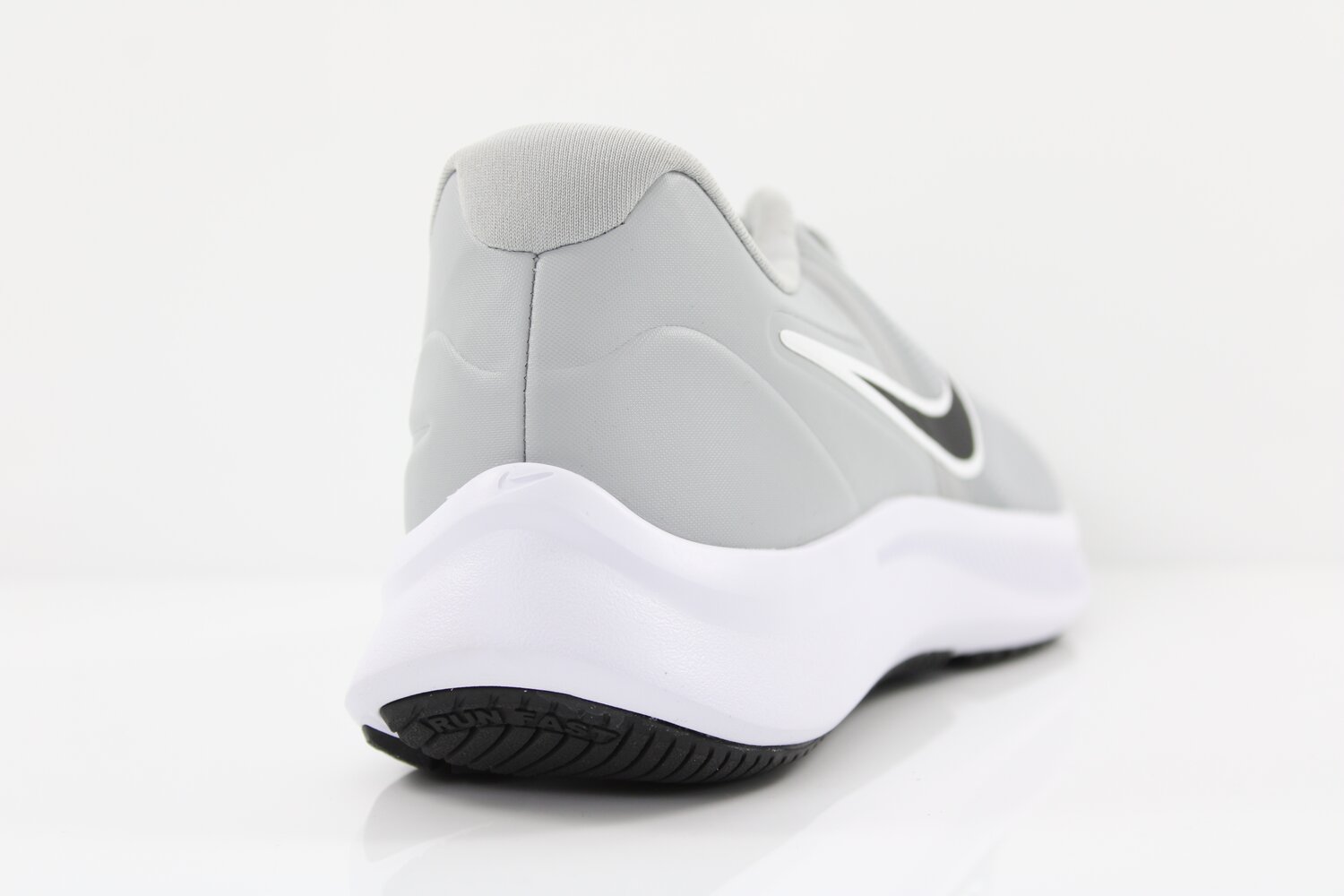 Nike Sneaker
