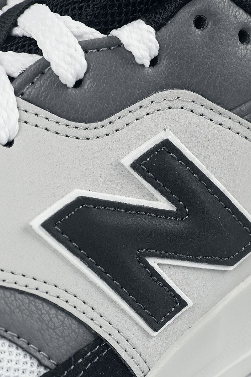 997H | New Balance Baskets