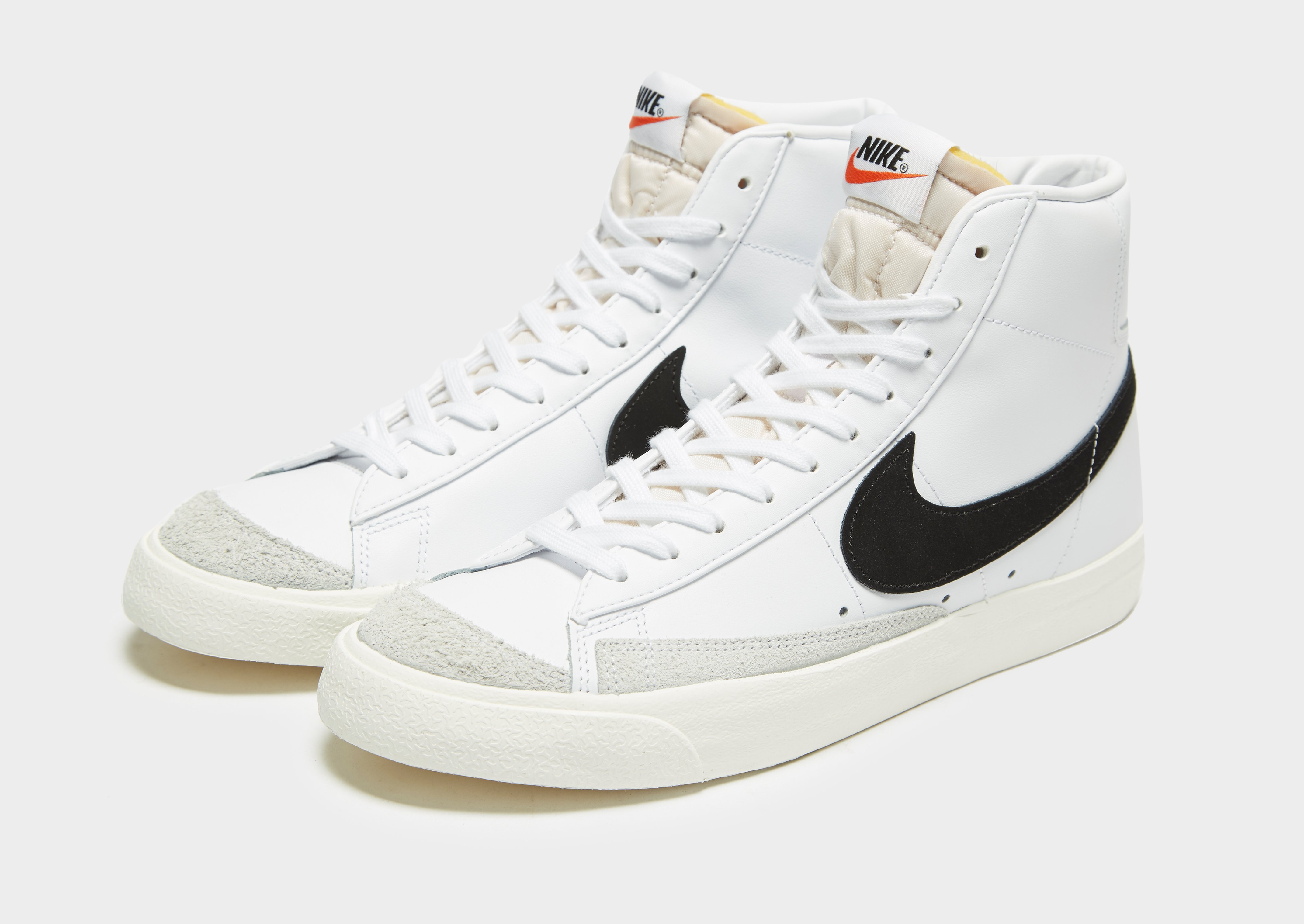 Nike Blazer Mid '77 QS