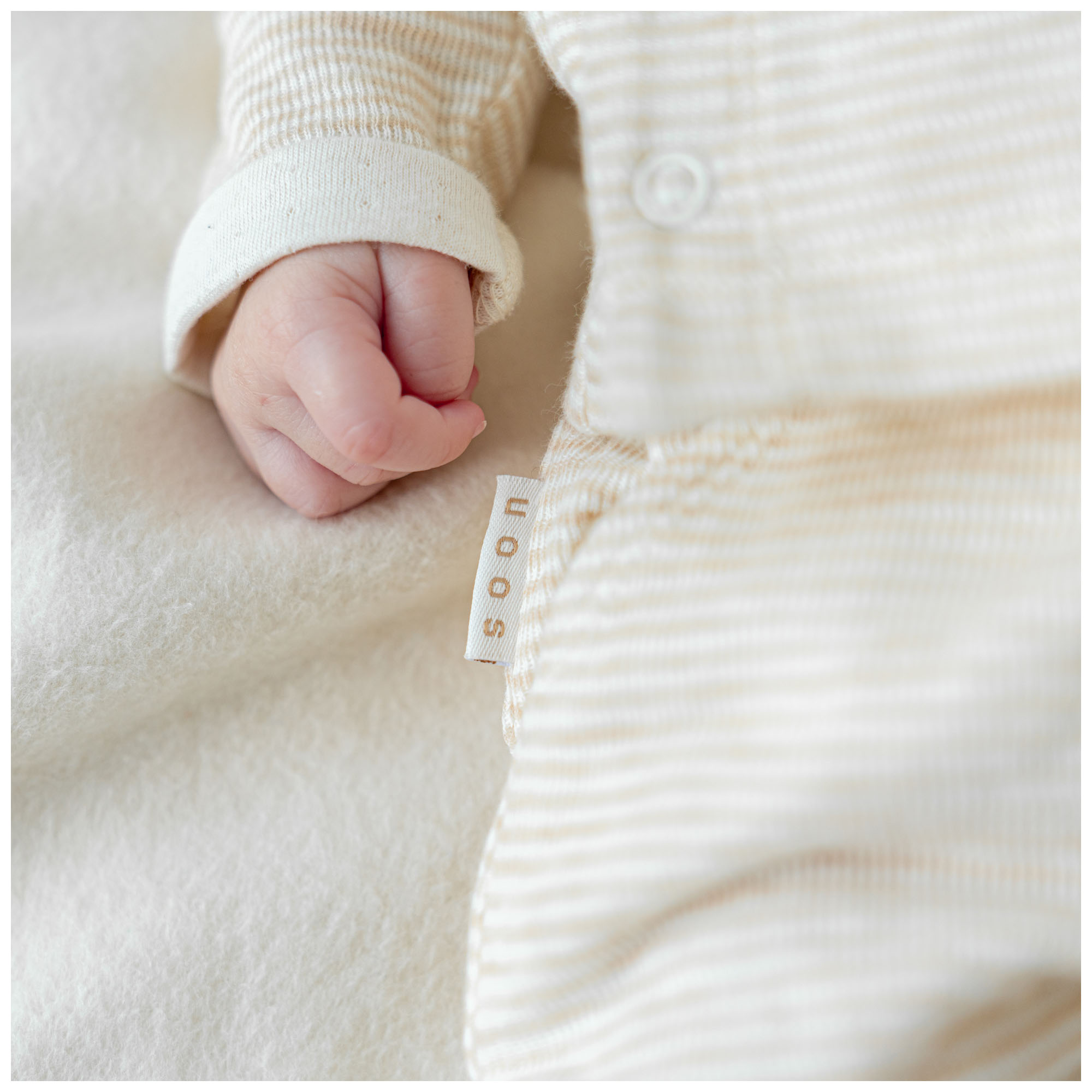 Prénatal newborn broek dubbeldoek  effen beige