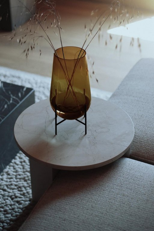 Audo Copenhagen Échasse vaas small Smoke / Brushed Brass
