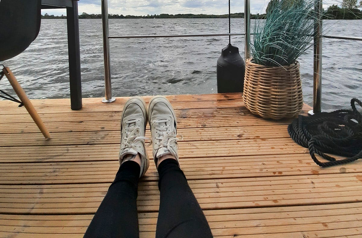 Hausboot Übernachtung auf der Maas für bis zu 4