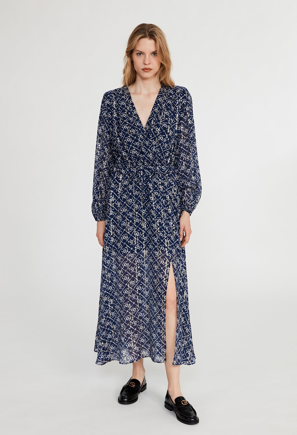 Robe longue &agrave; motifs fleuris