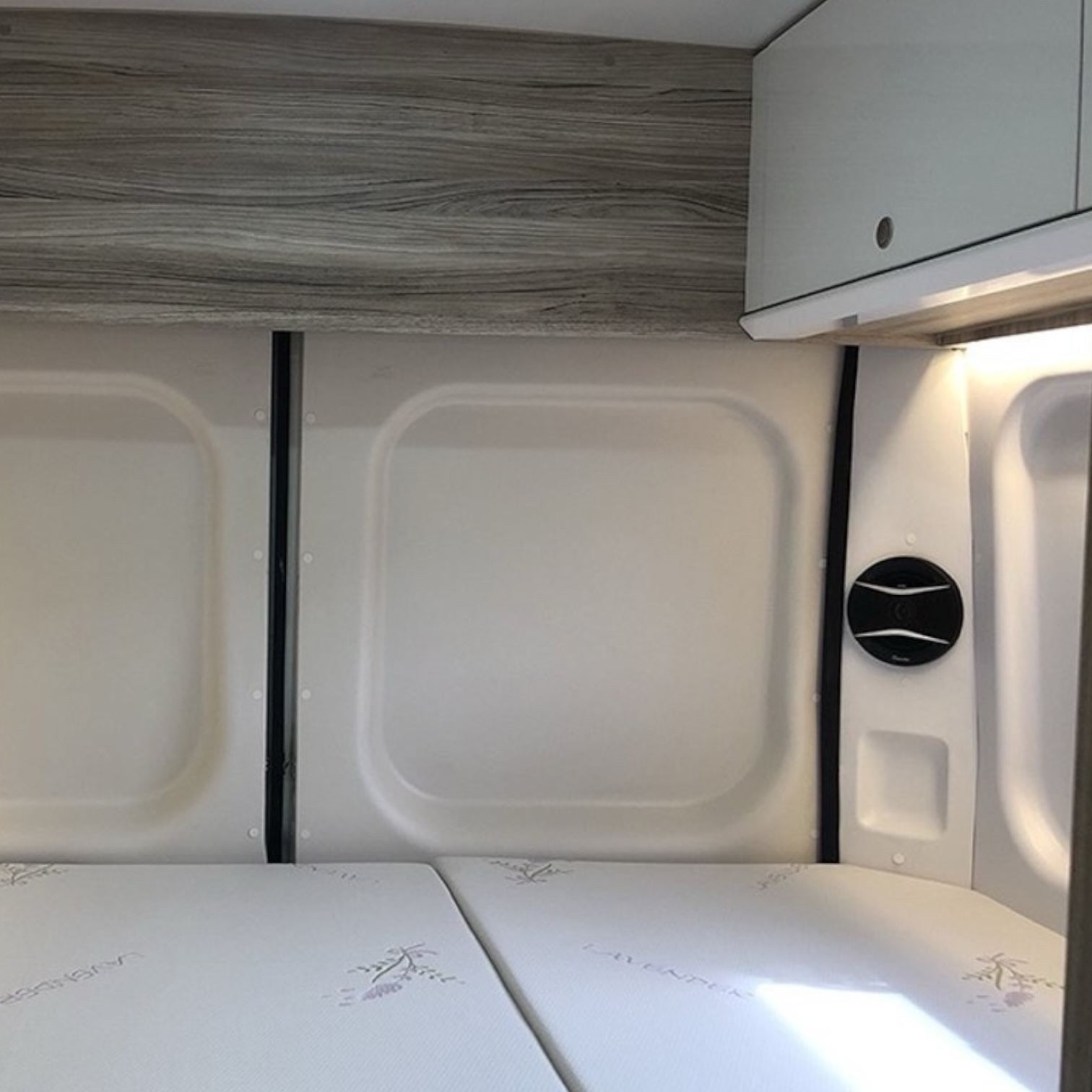 Masis Polyester paneel L achterdeur - Ducato/Boxer/Jumper > 2006