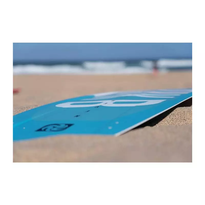 Twintip kitesurf complet PLKB Shepherd 2023