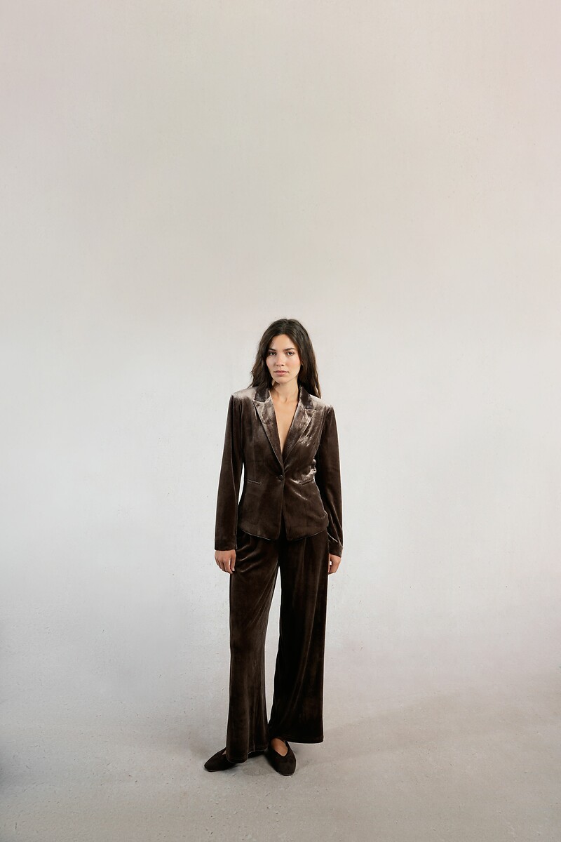 MOLLY BRACKEN<br>Camisa de força