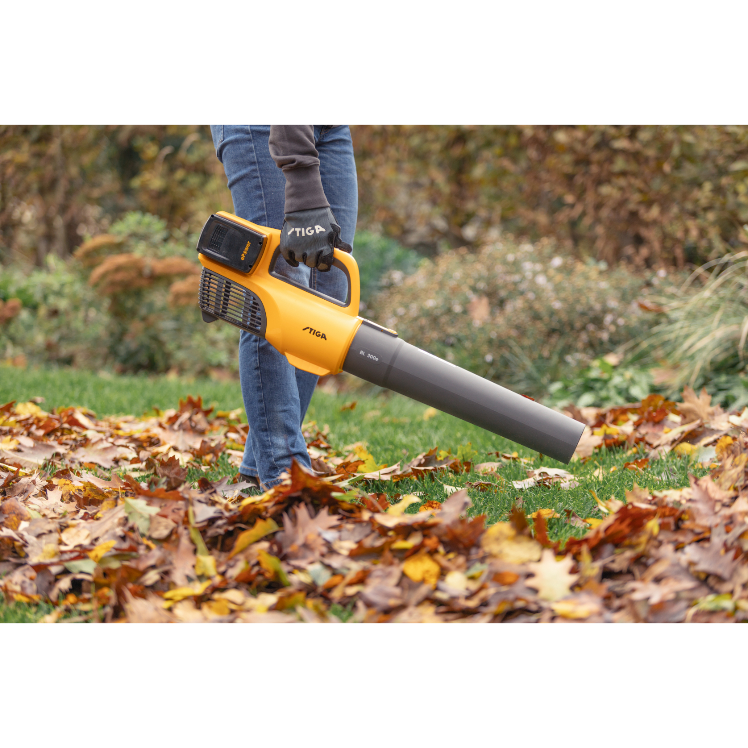 Stiga BL 300e Kit Accu bladblazer (2x 4,0Ah accu) - 20V