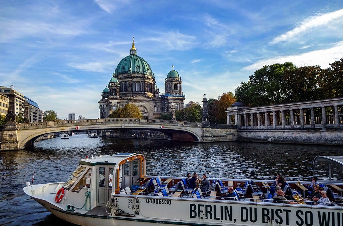 Schiffsrundfahrt in Berlin