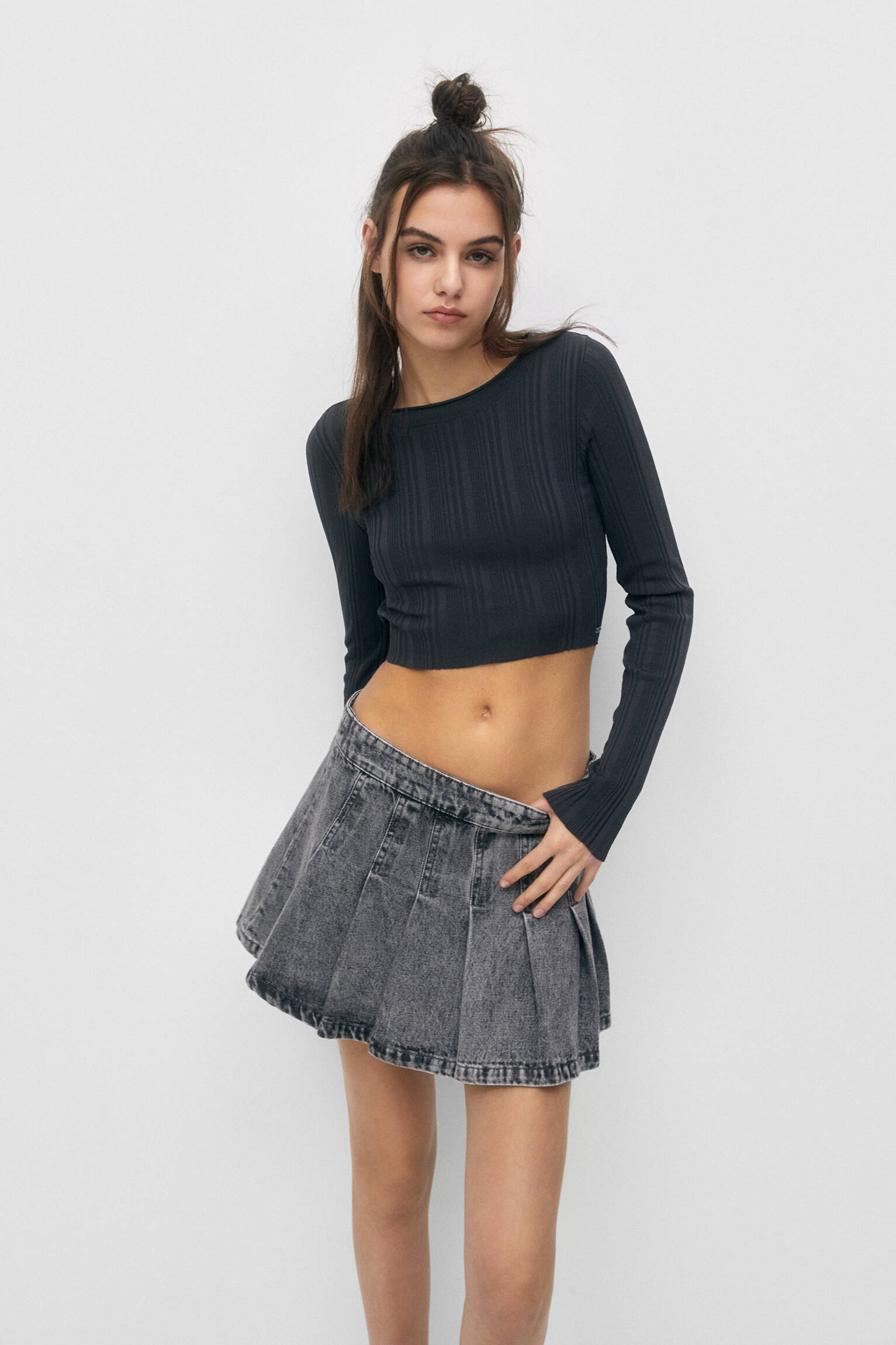 BLUSA CURTA DE MALHA FINA - STONE