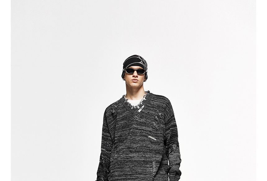 Newin - Unisex Distressed Loose Sweater