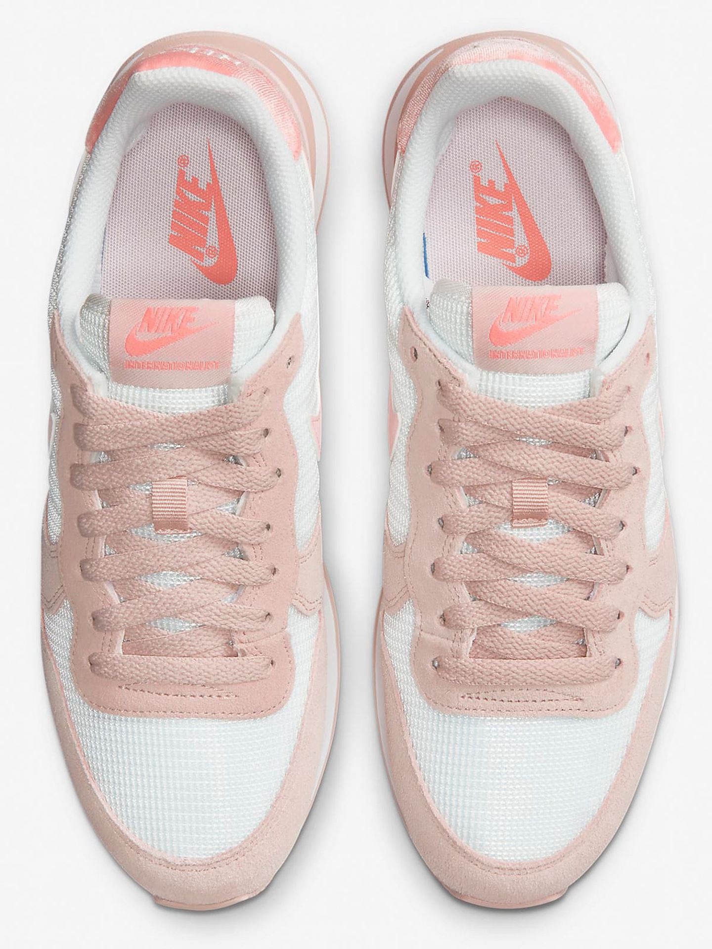Internationalist