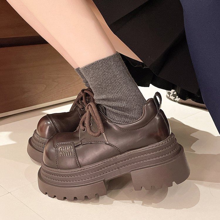Vindler - Platform Plain Lace-Up Faux Leather Shoes