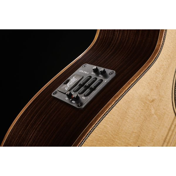 Maton EM100 808 Messiah