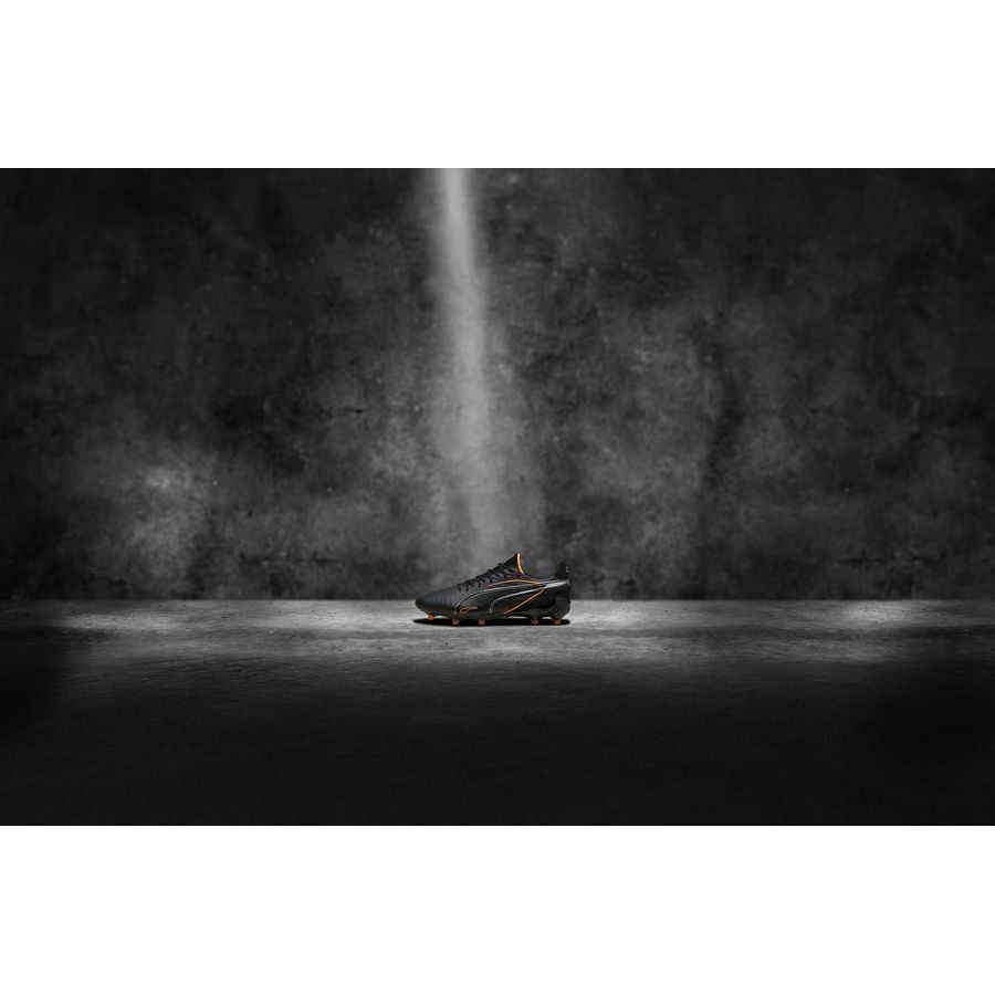PUMA King Ultimate FG/AG Eclipse - Noir/Heat Fire/Argenté