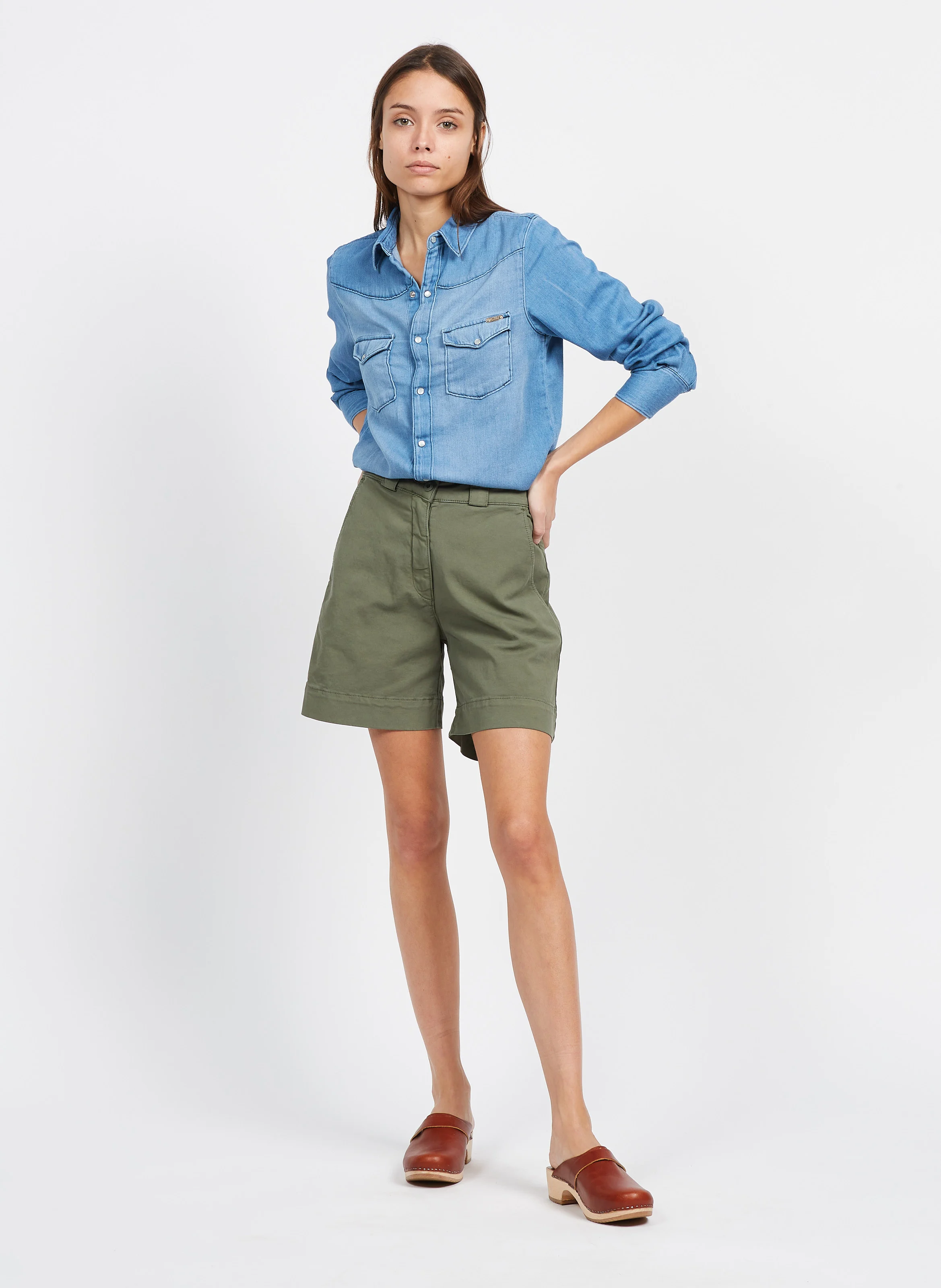 ANJA - Chemise col classique à poches en jean | Bleu
