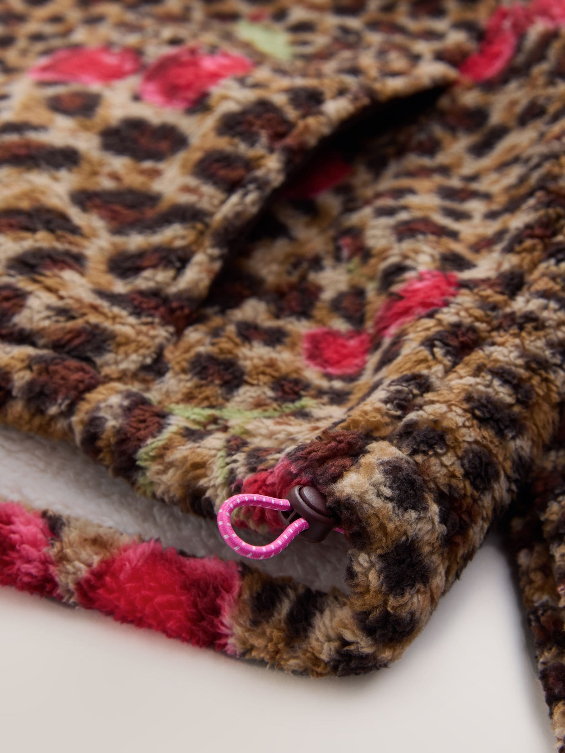Animal/Cherry Print - Borg fleece met korte rits
