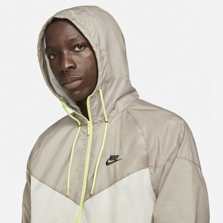 Nike Sportswear Heritage Essential Vindjakke Brun