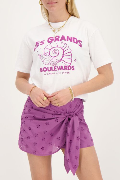 Paarse skort met bloemen embroidery
