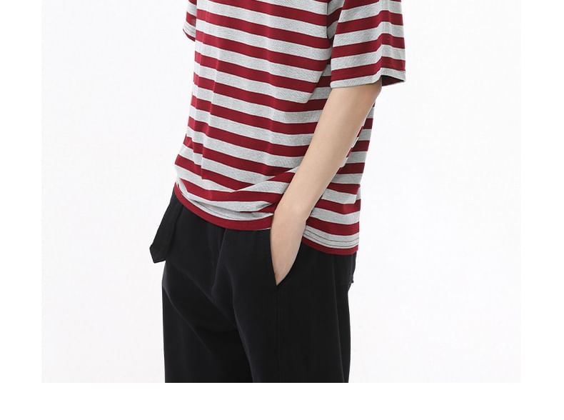 FAERIS - Gestreept T-shirt met korte mouwen en ronde hals