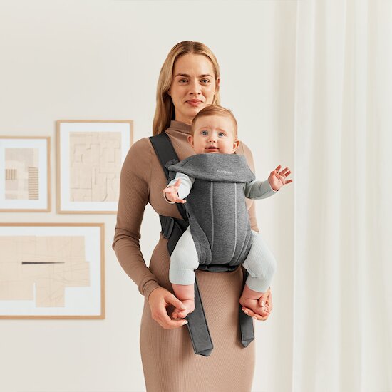 Porte-bébé Mini   Gris Foncé Jersey 3D        de               BabyBjörn