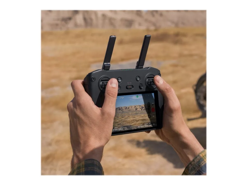 DJI Mavic 3 Pro Fly More Combo (RC PRO)