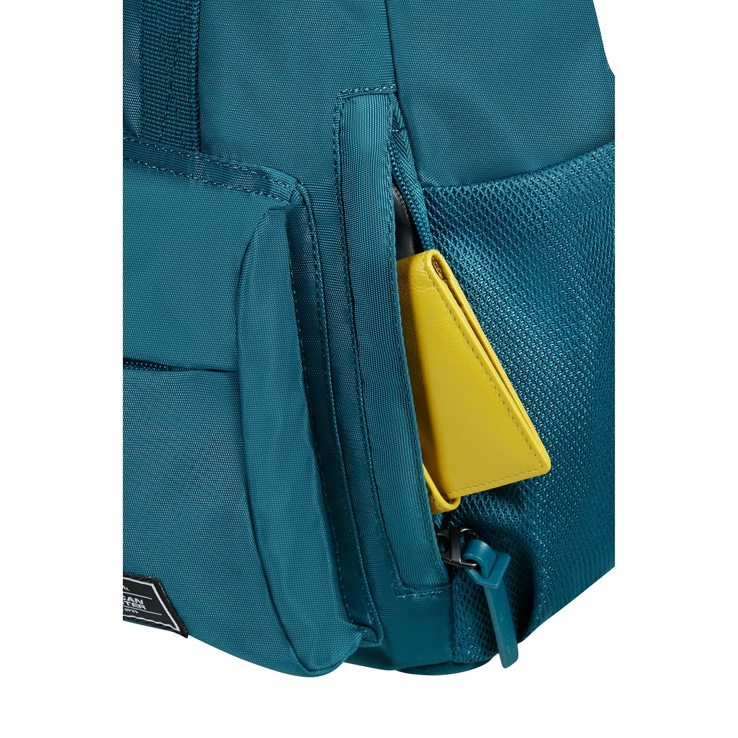 American Tourister Urban Groove UG25 Tote Backpack 15.6