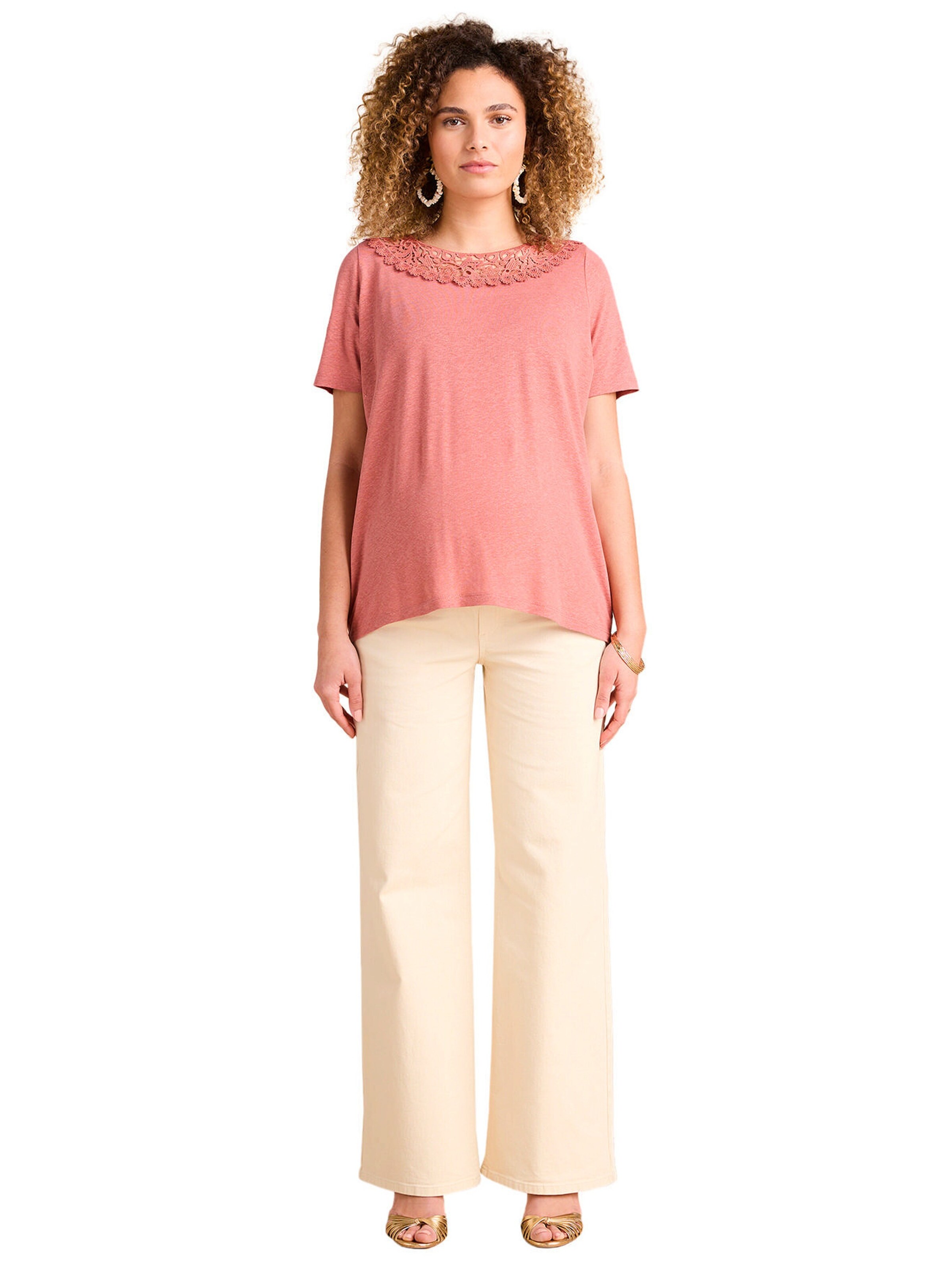 Envie de Fraise Wendbares Umstandsshirt mit Makramee-Spitze terrakotta farbe
