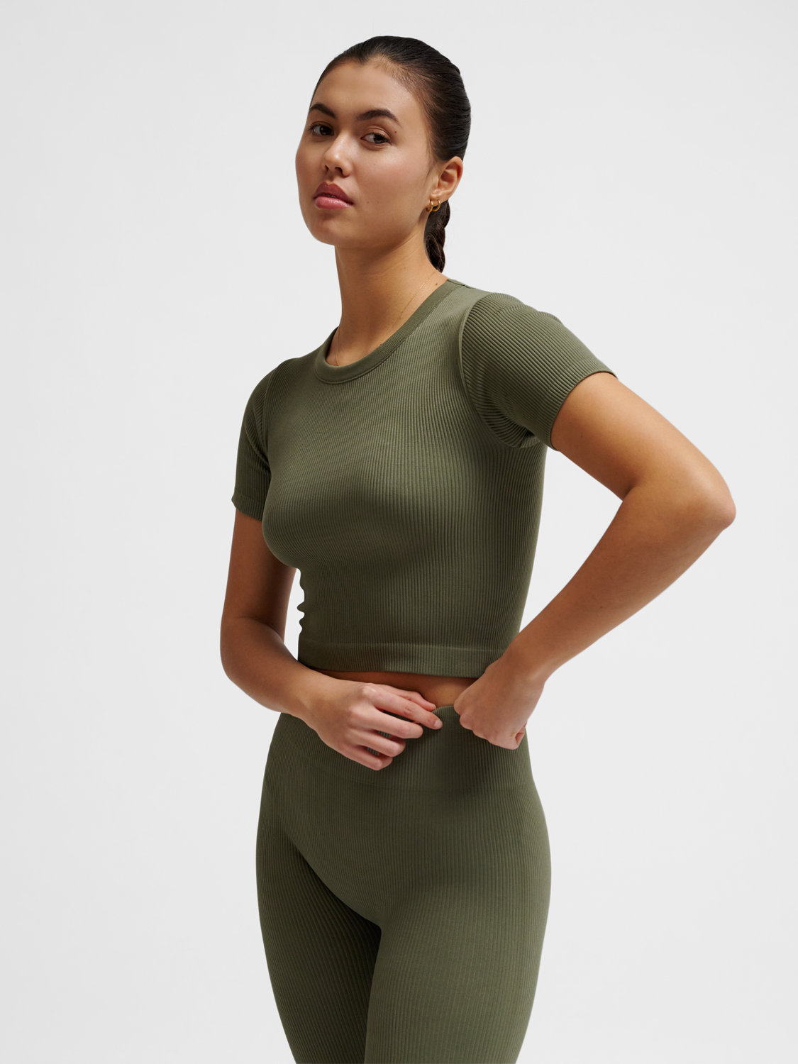 hmlPULSE SEAMLESS RIB W T-SHIRT S/S