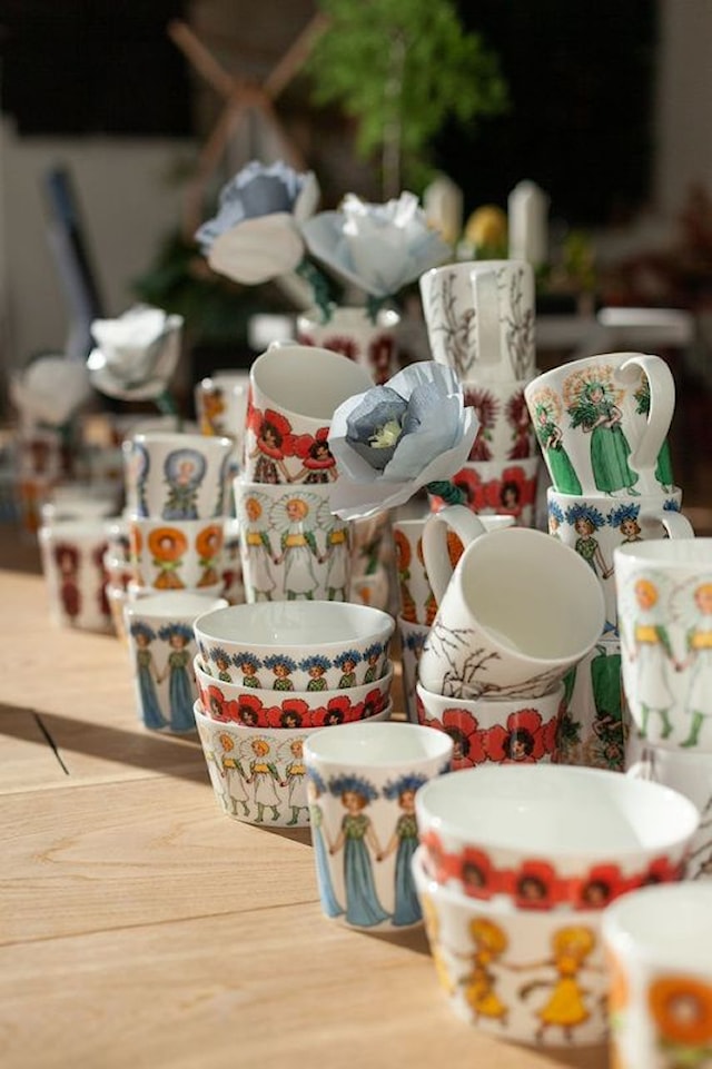 Kopp med hank Fru Ringblomst Elsa Beskow 40 cl Design House Stockholm