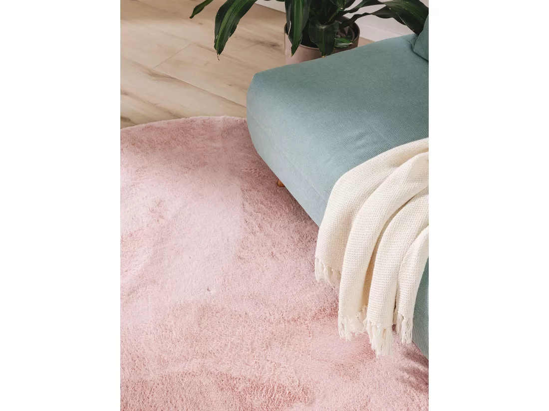 Tapis en fausse fourrure Furry Rose ø 120 cm rond