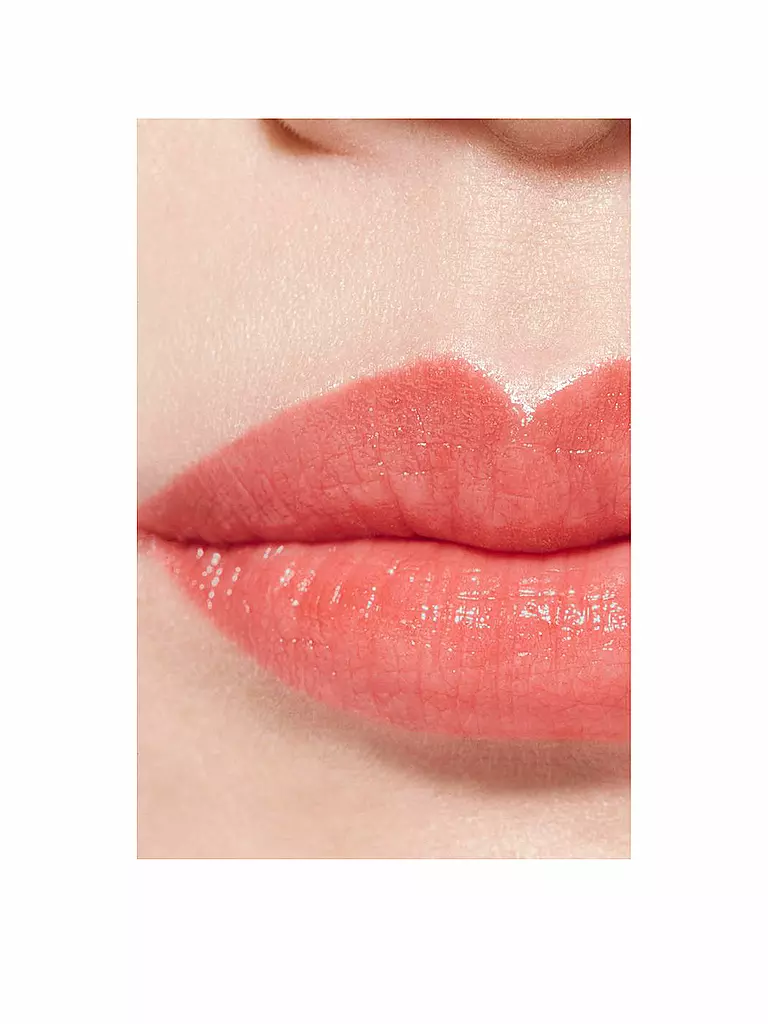 CHANEL   DER GETÖNTE UND FEUCHTIGKEITSSPENDENDE BALSAM, DESSEN FARBINTENSITÄT SICH GANZ INDIVIDUELL ANPASSEN LÄSST, SORGT TAG FÜR TAG FÜR WUNDERSCHÖNE LIPPEN 3G koralle