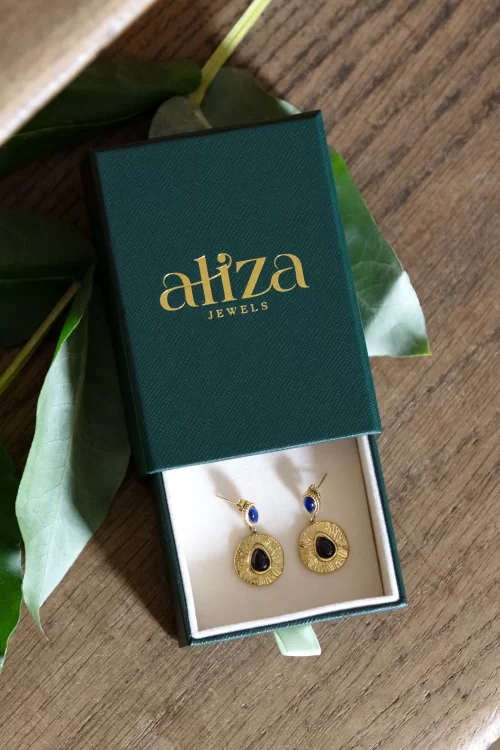 Aliza Zita oorbellen in goud en nachtblauw