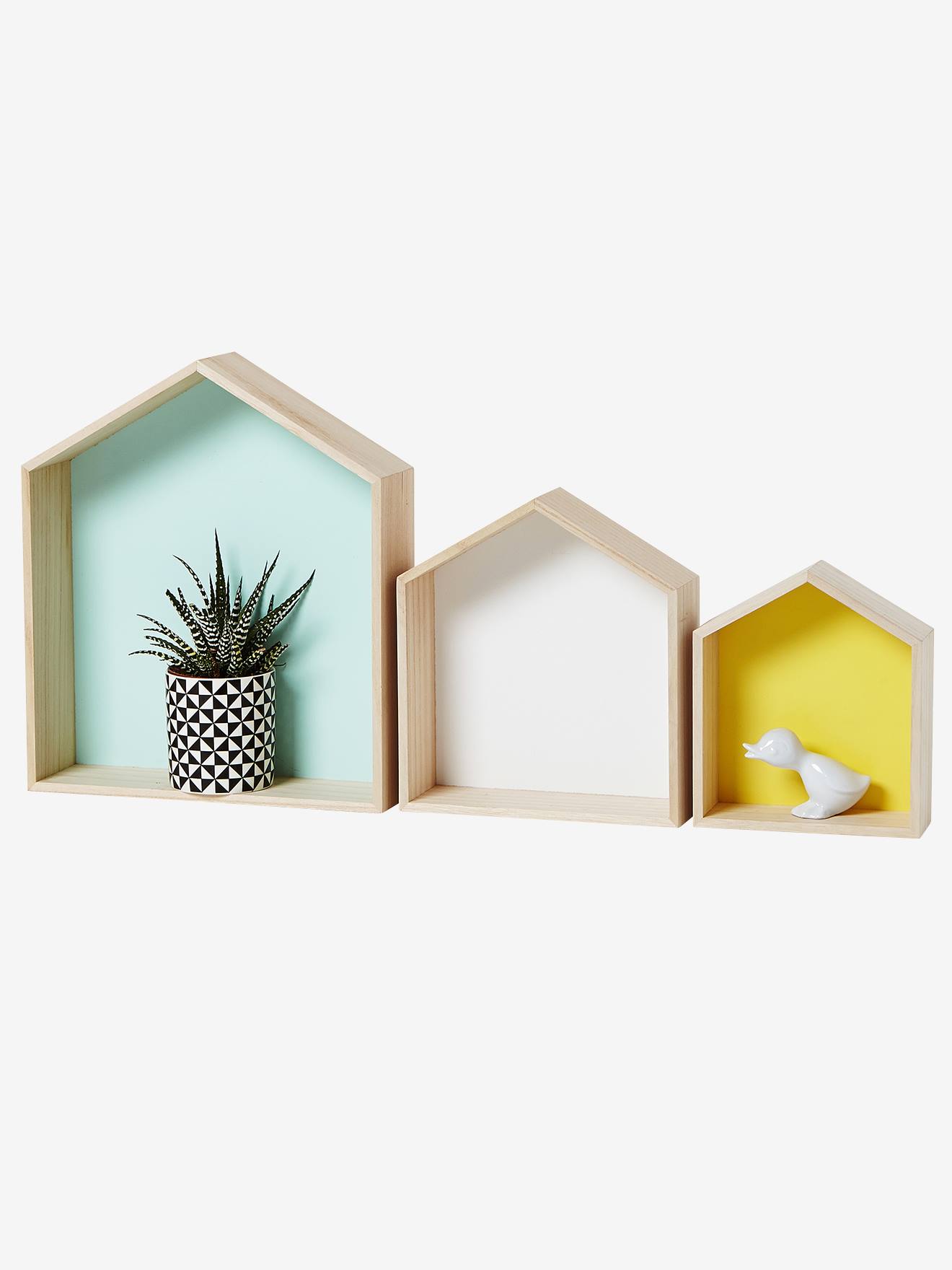 Conjunto de 3 prateleiras de madeira multicoloridas em formato de casa.