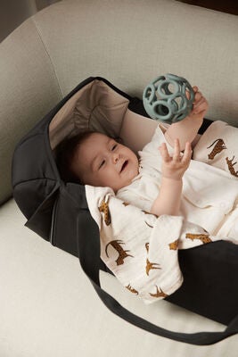 LIEWOOD Amber Babylift, Oat