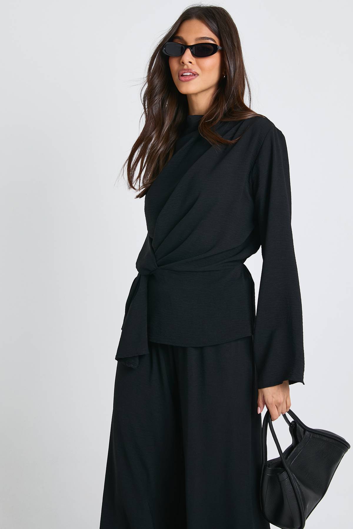 boohoo Blouse à manches longues drapée tissée et pantalon coordonné