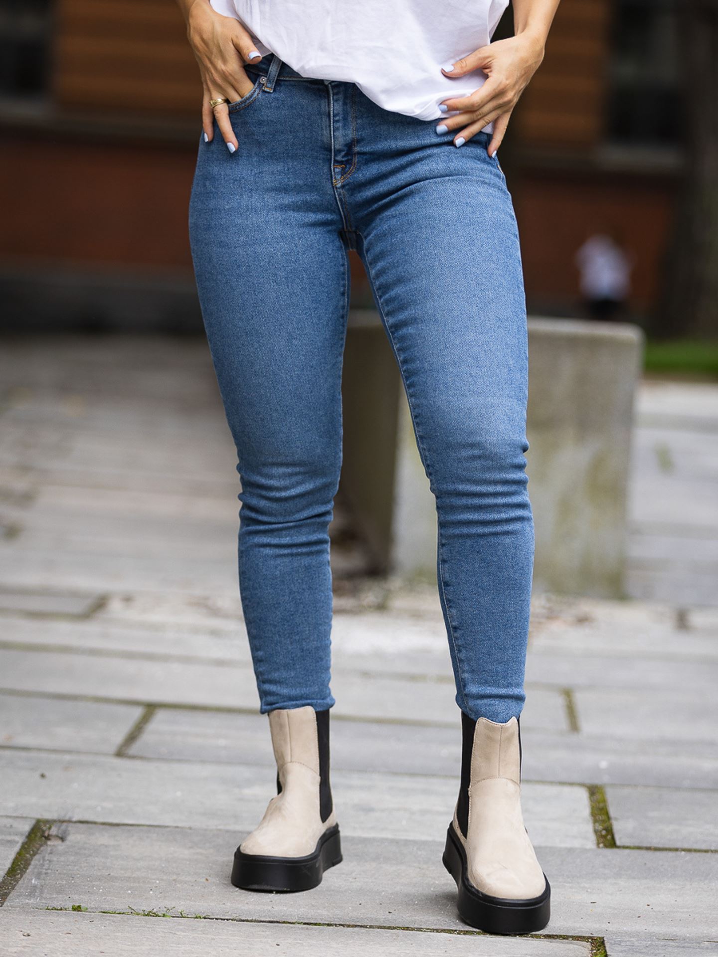 Sophia Mid Waist Skinny