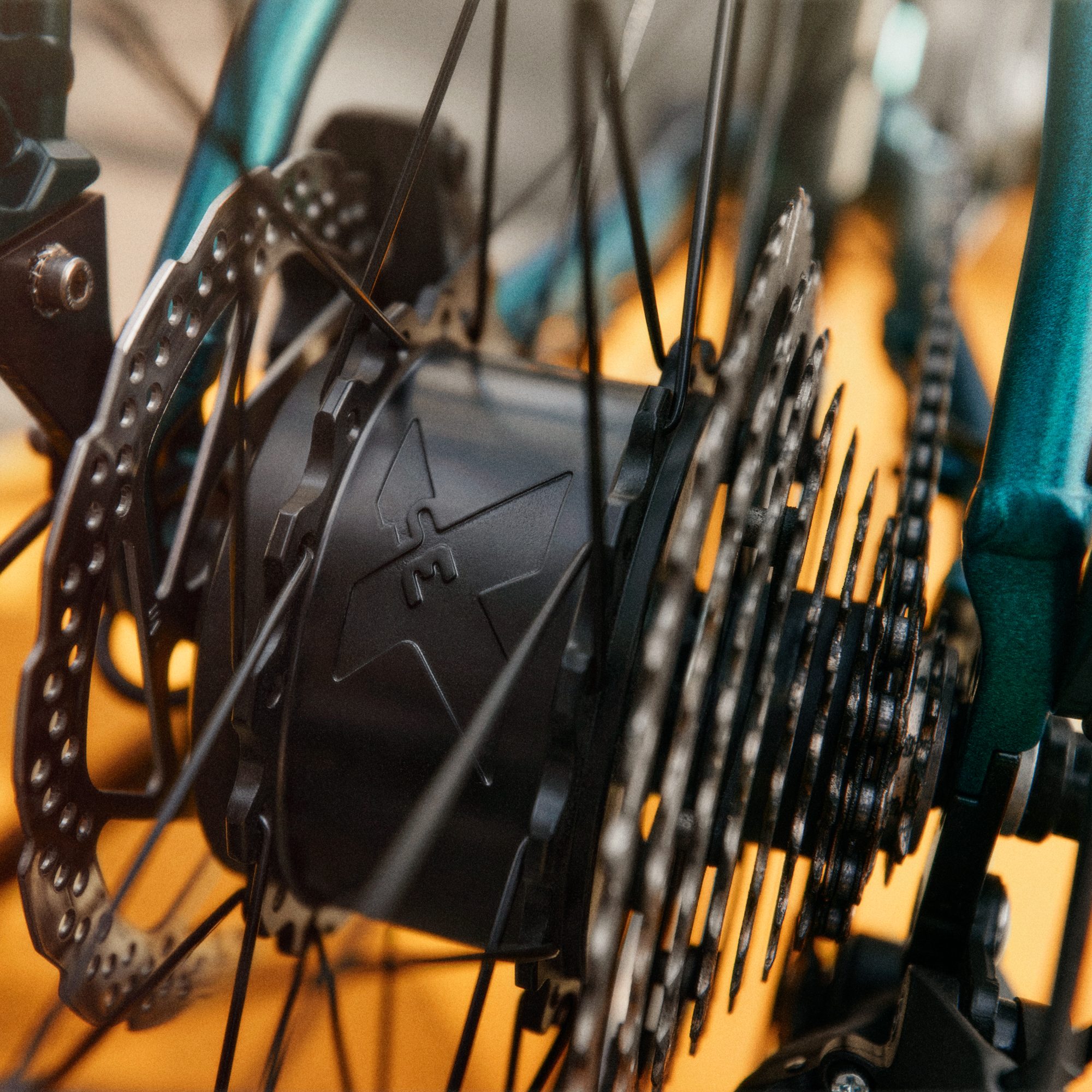 Bergamont E-Sweep Tour Urban E-Bike matt dark green