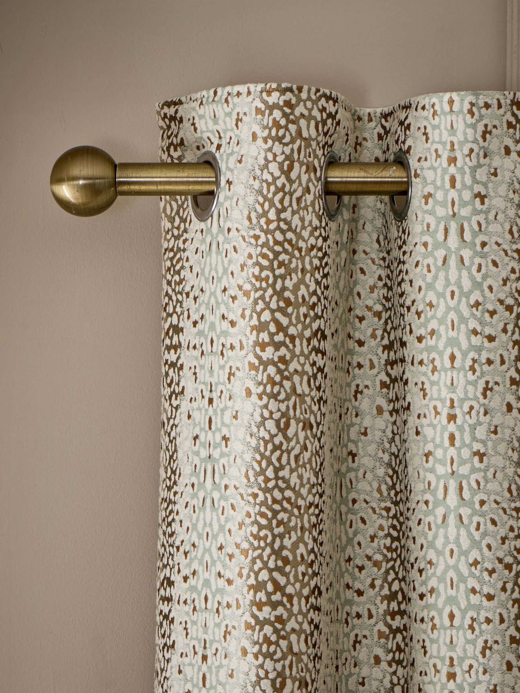Jacquard Eyelet Lined Curtains