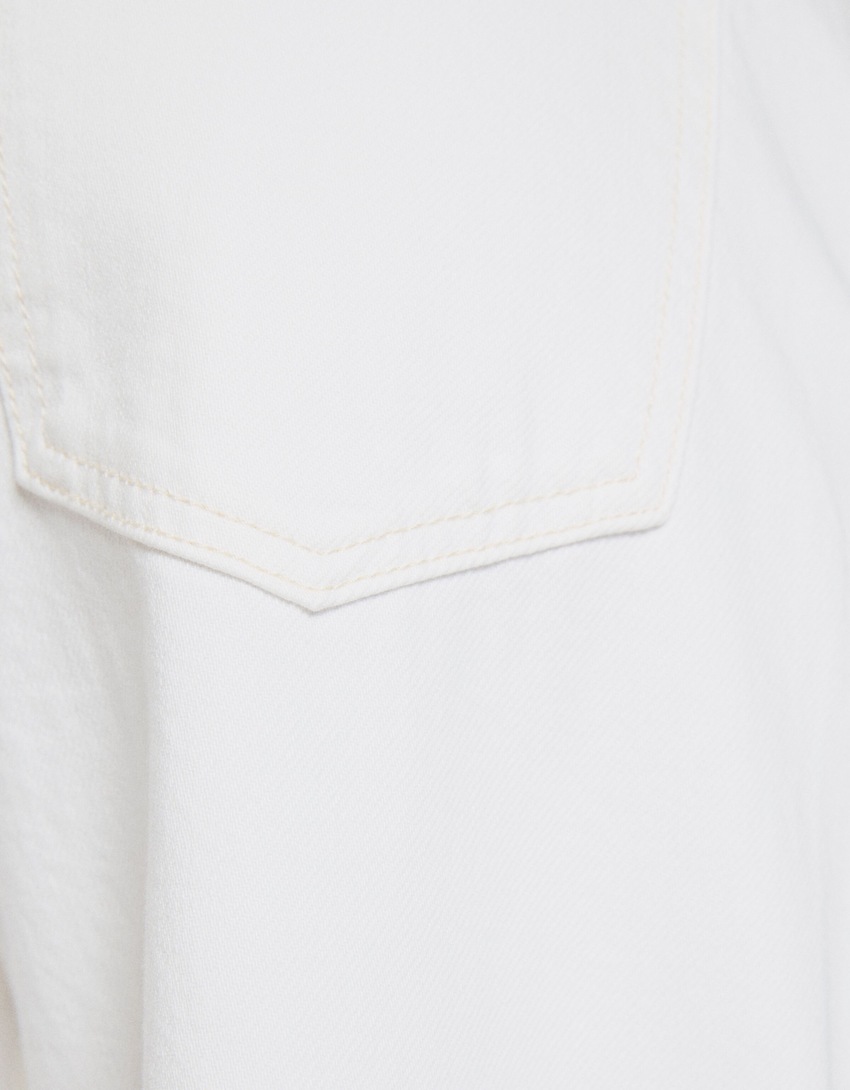 calças jeans cropped de perna larga