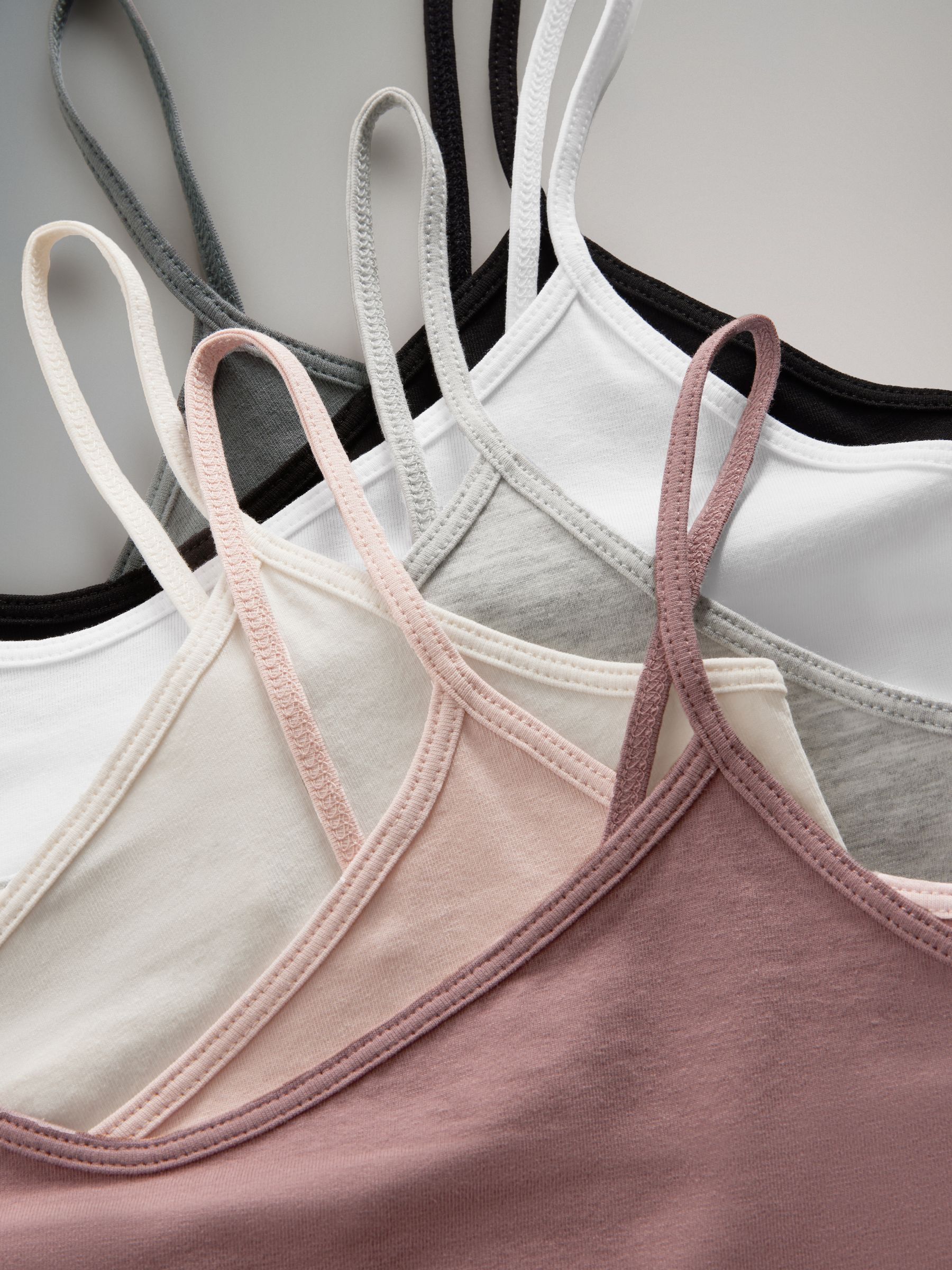 Zwart/lichtgrijs/roze/crème/blauw/wit - The Set 7 pakken dunne bandvest Tops