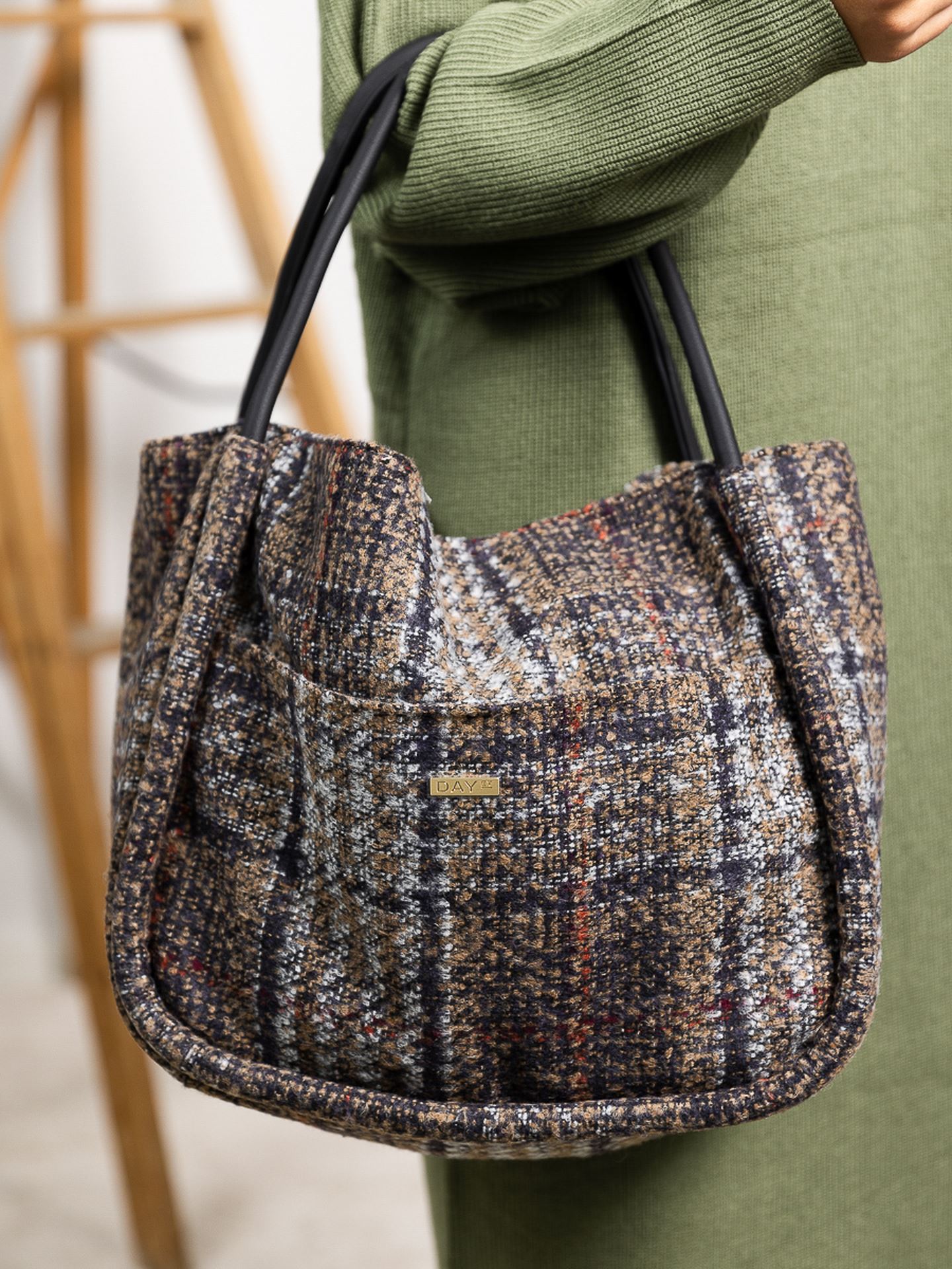 Woolen Check Small Shopper