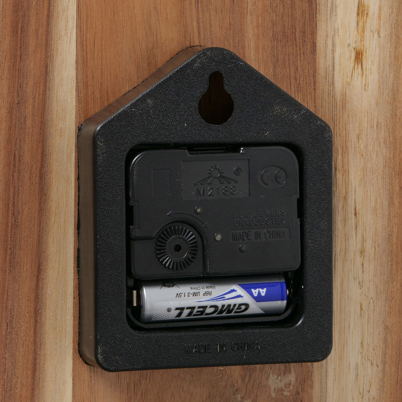 Boltze Horloge murale en acacia marron - 35x30 cm