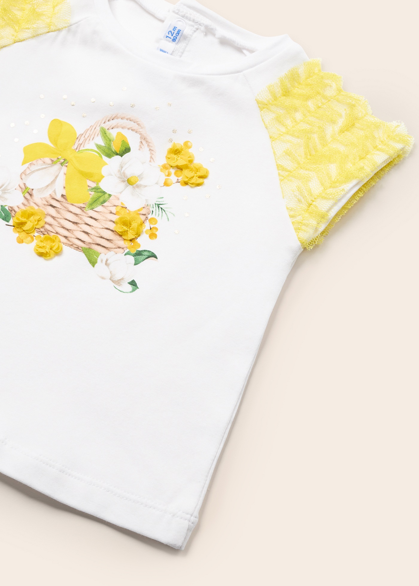 Conjunto de duas peças com saia de tule para bebê