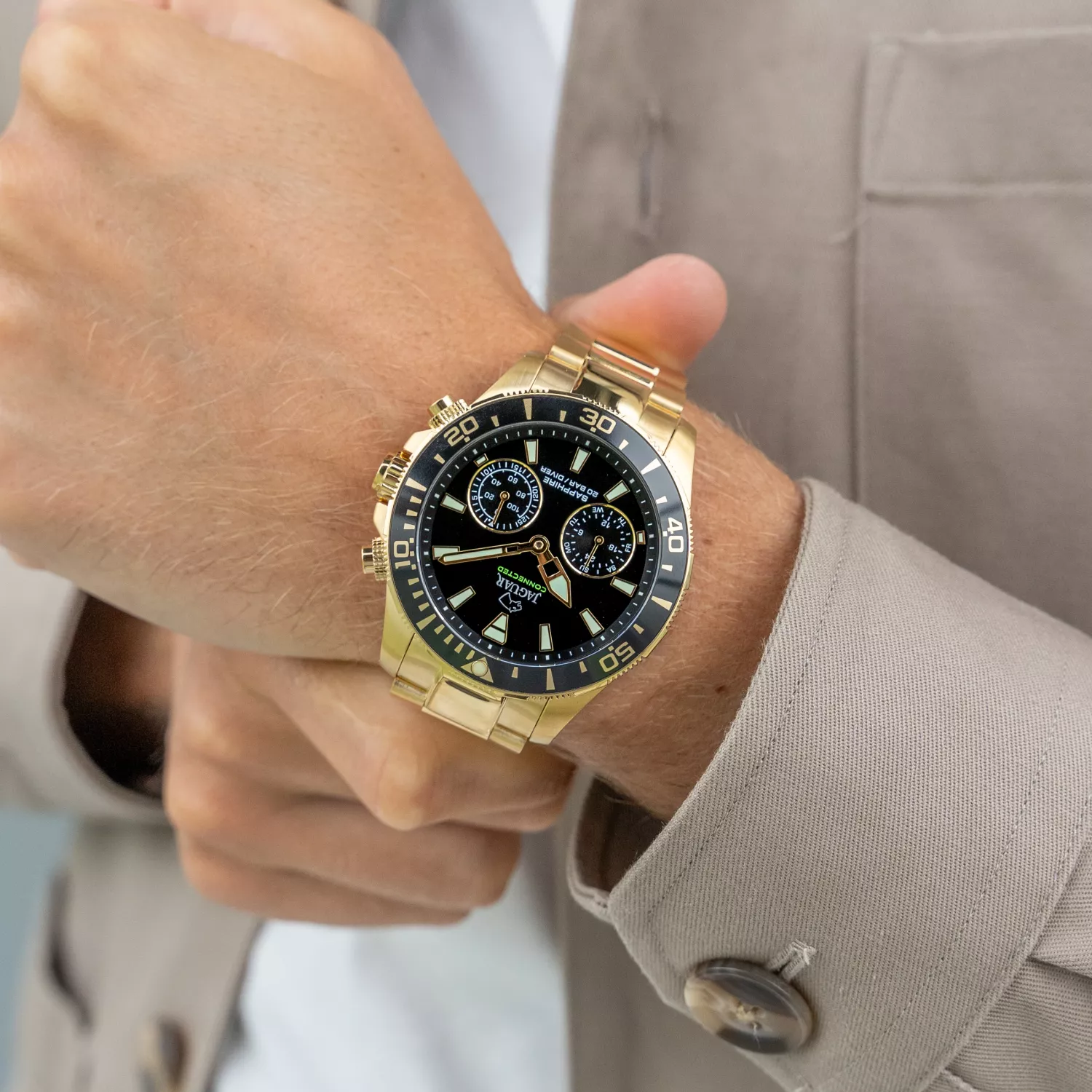Jaguar Connected Diver J899/3
