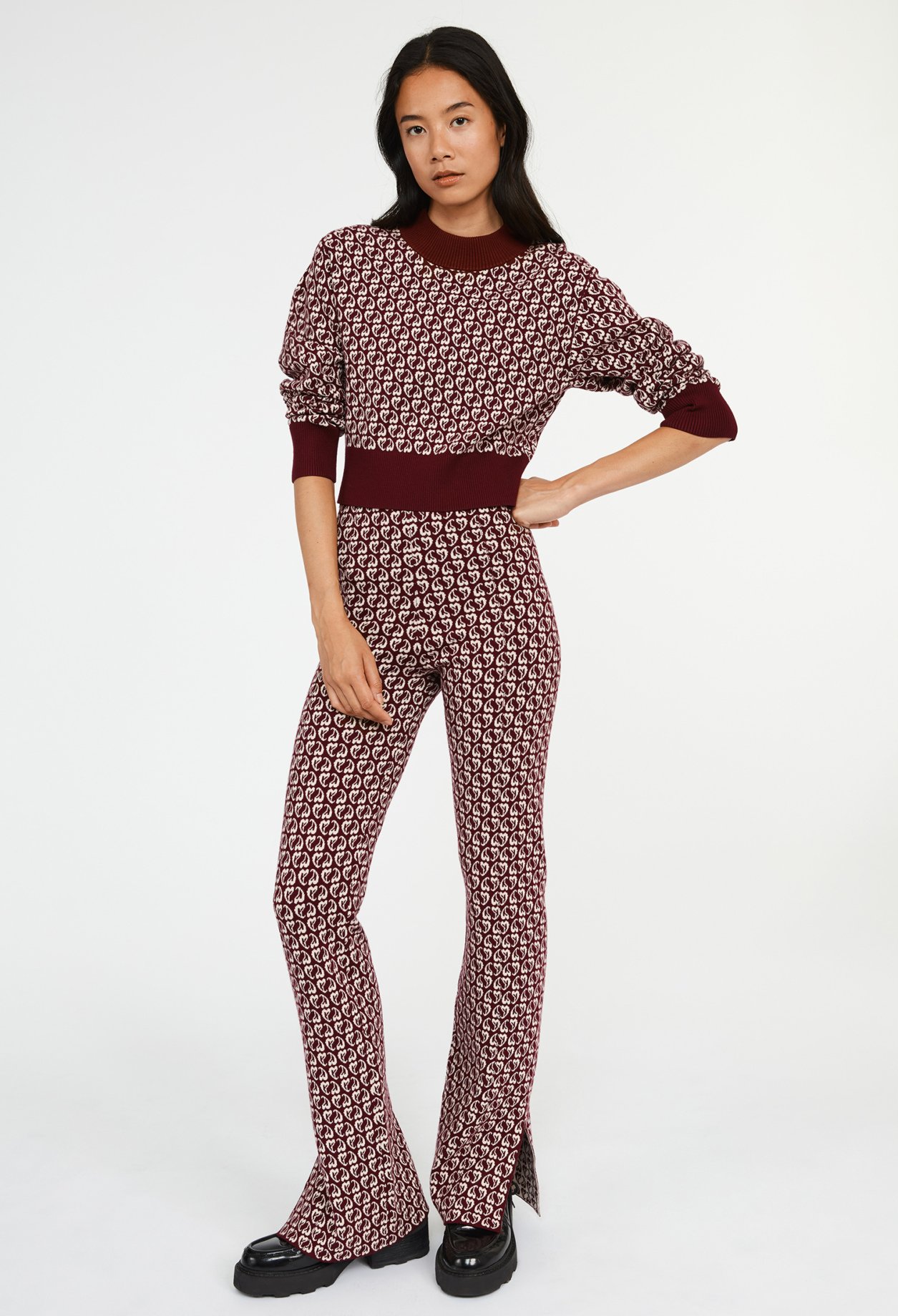 Pantalon bicolore maille imprime c&oelig;ur